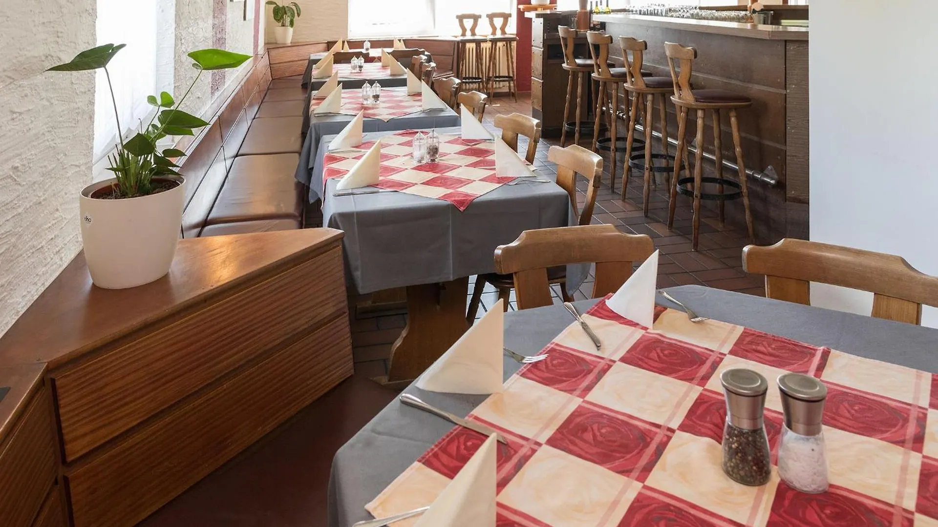 Pension Altes Backhaus Herzogenaurach Guest house